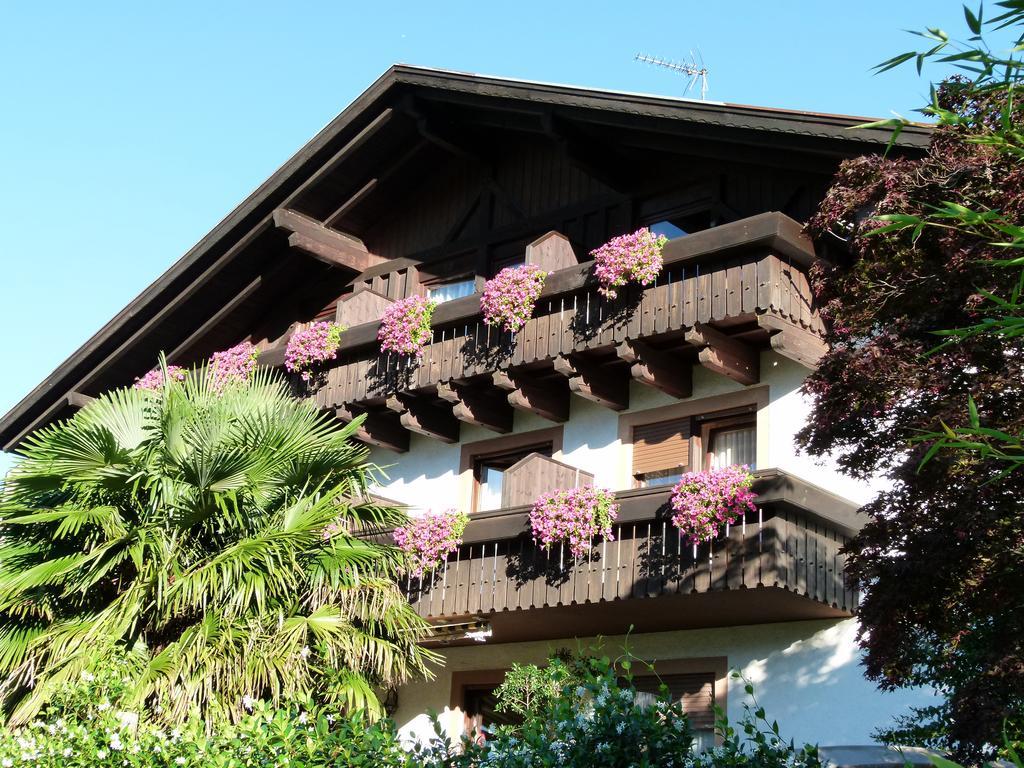 Pension Hauenstein Lagundo Kültér fotó
